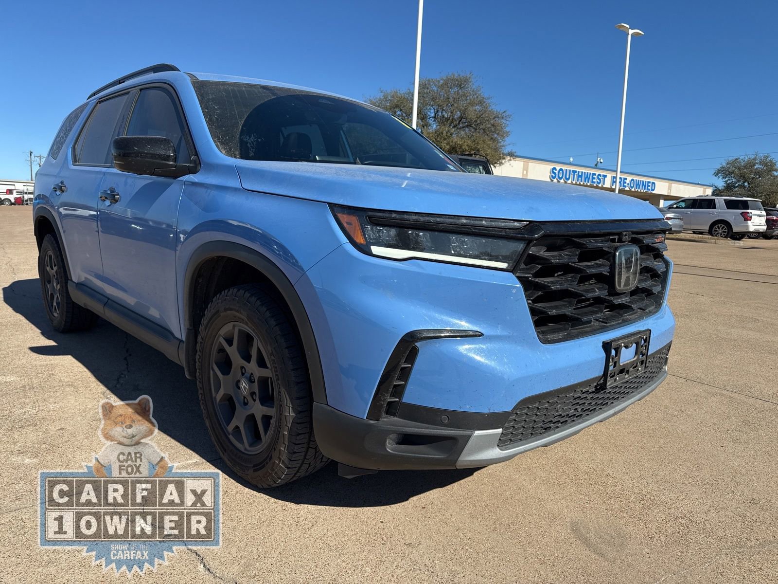 Used 2025 Honda Pilot TrailSport image 1