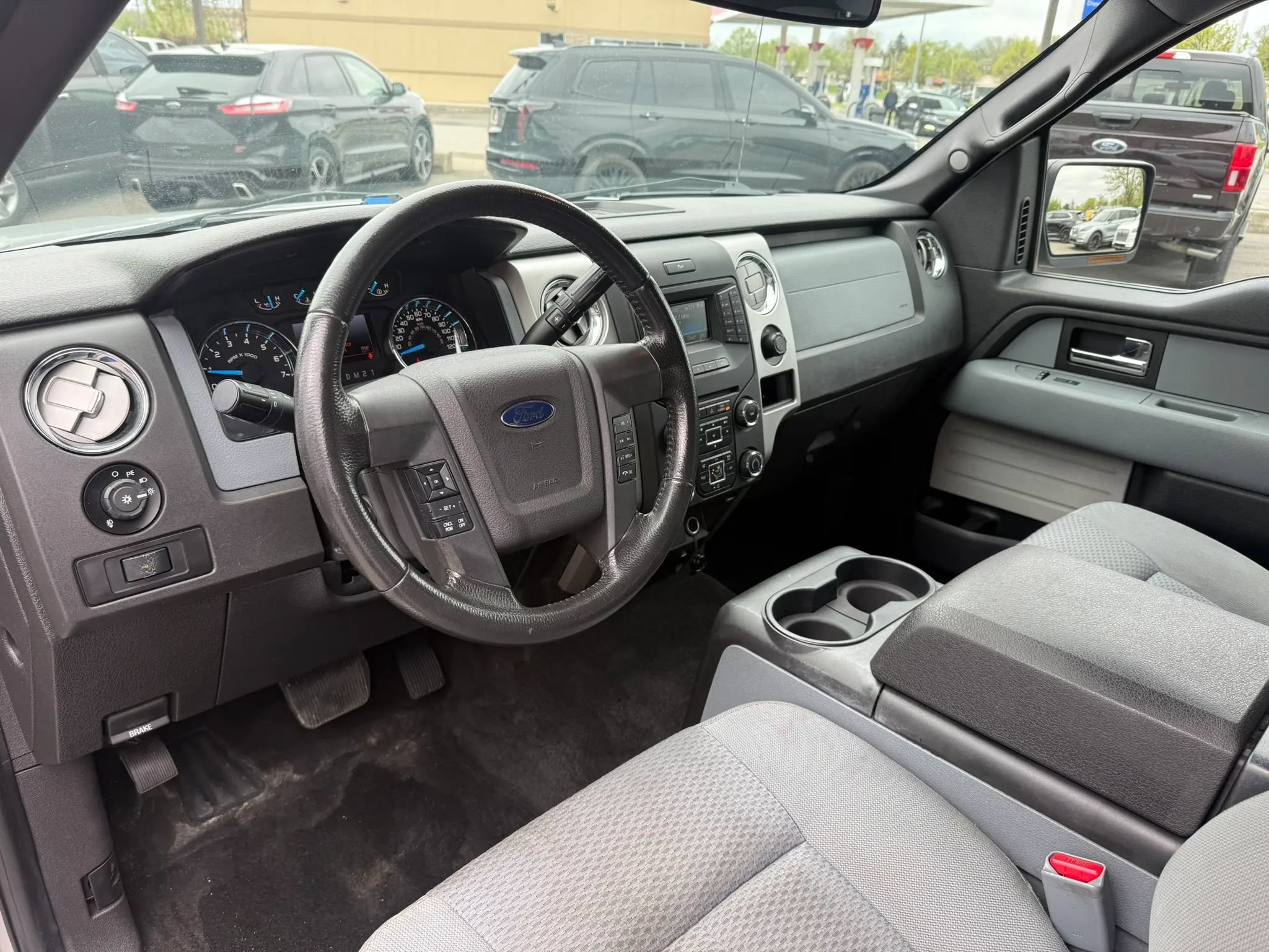 Used 2013 Ford F150 XLT w/ Luxury Equipment Group AWD/4WD image 16