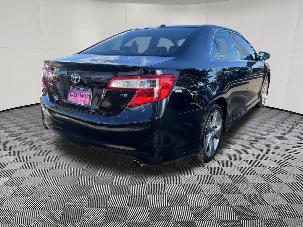 Used 2012 Toyota Camry SE FWD image 8