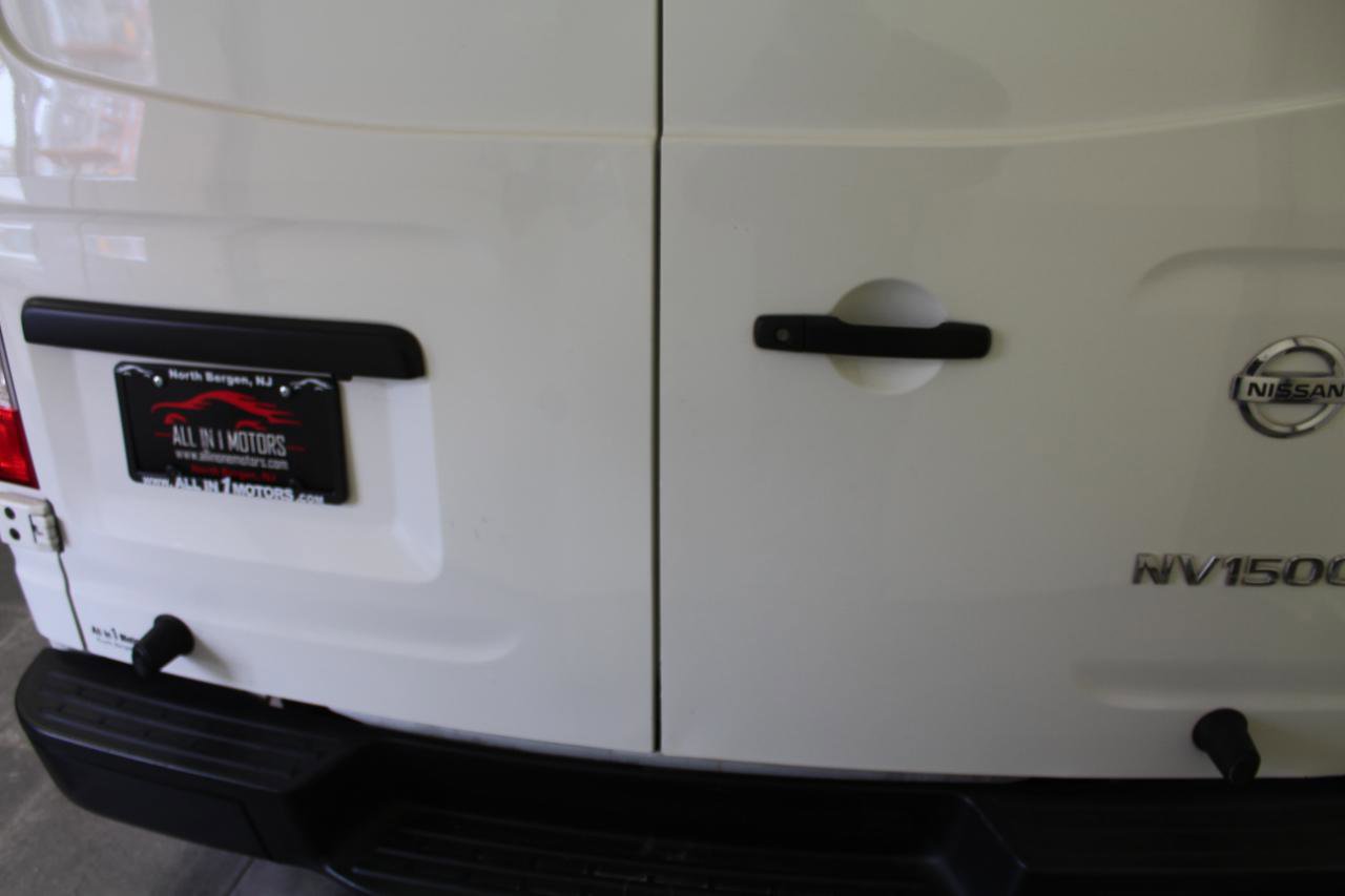 Used 2021 Nissan NV 1500 S image 6