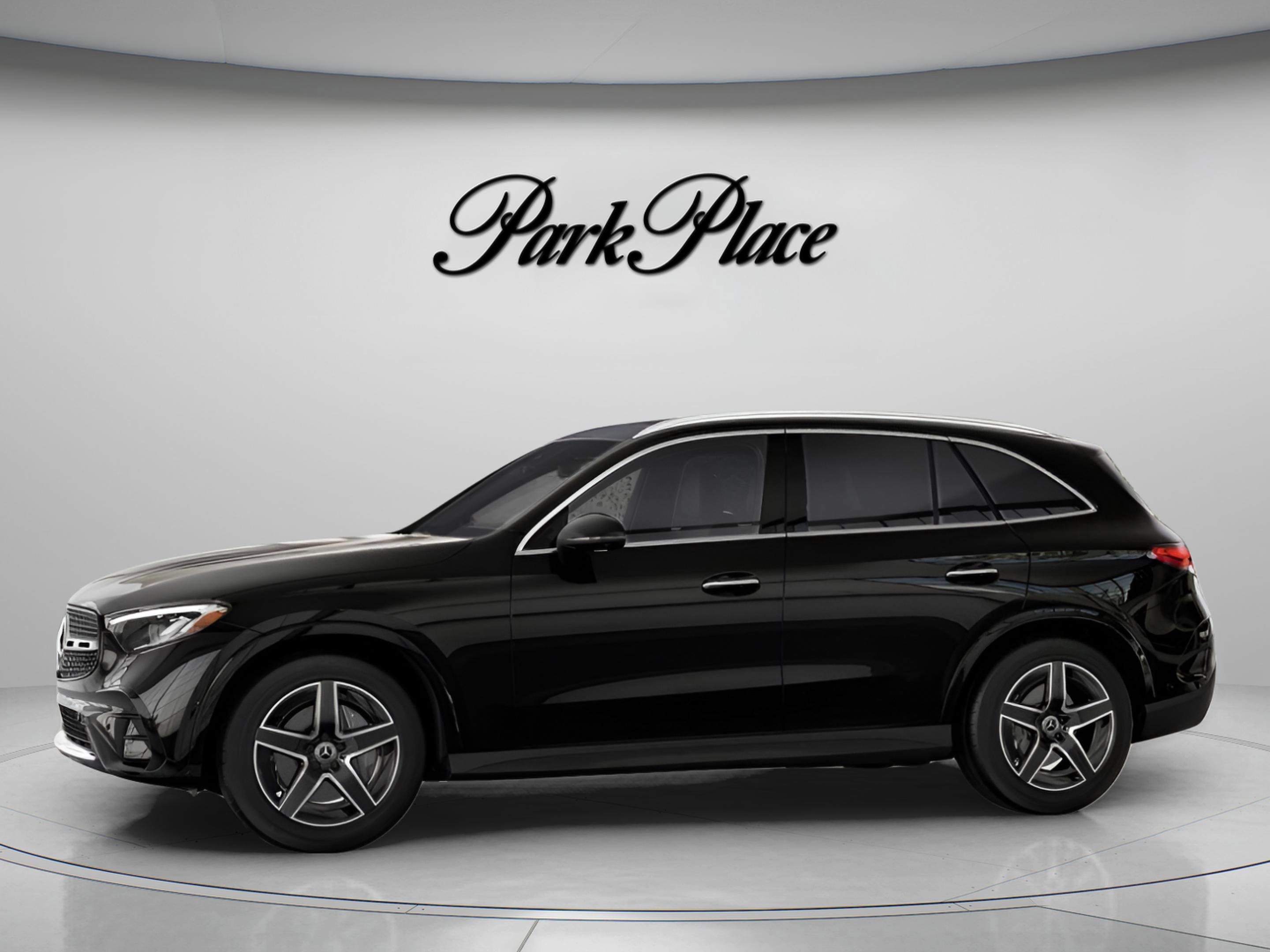 Certified 2025 Mercedes-Benz GLC 300 image 4