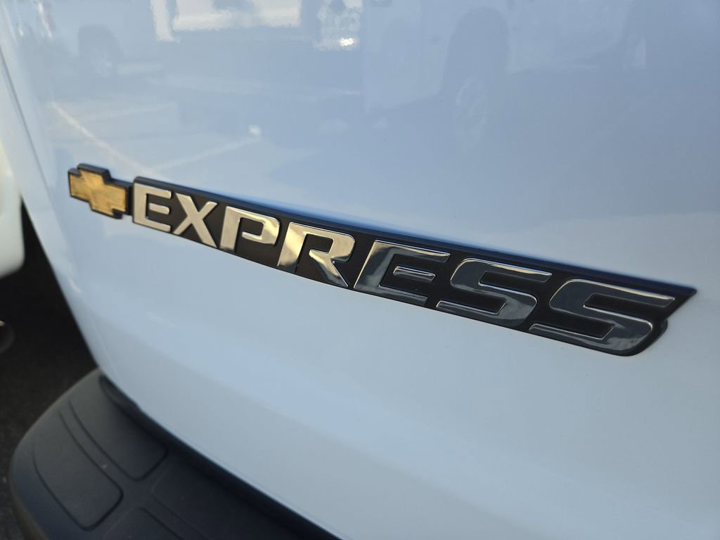 New 2026 Chevrolet Express 2500 w/ Driver Convenience Package image 22