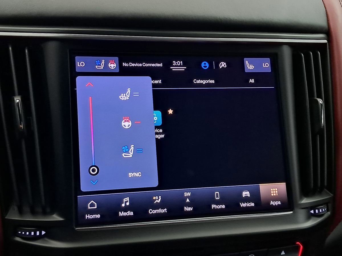 Used 2021 Maserati Levante S AWD/4WD image 18