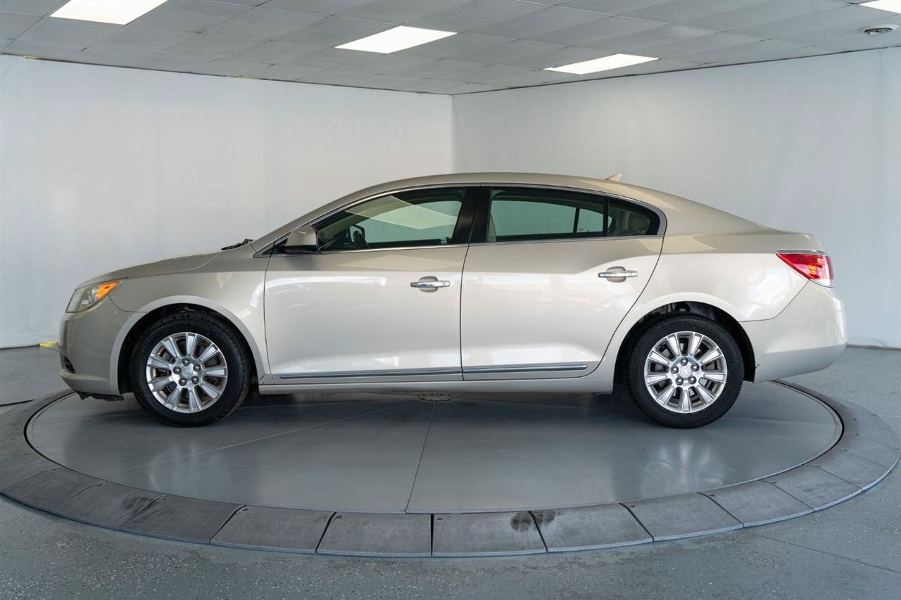 Used 2010 Buick LaCrosse CX FWD image 4