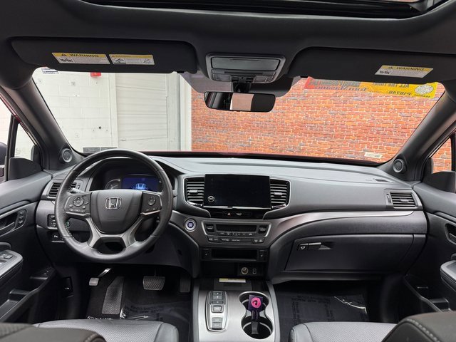 Used 2023 Honda Passport EX-L image 12