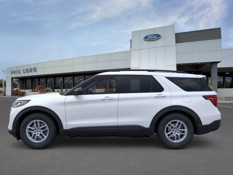 New 2026 Ford Explorer Active image 3