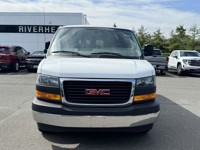 Used 2024 GMC Savana 2500 w/ Driver Convenience Package image 3
