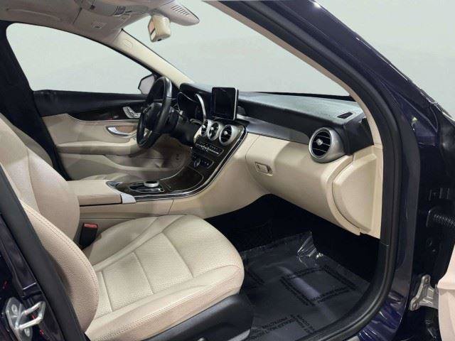 Used 2018 Mercedes-Benz C 300 Sedan image 40