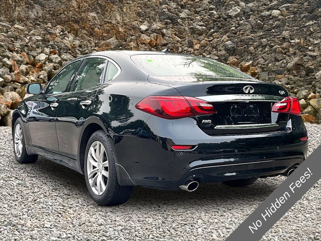 Used 2019 INFINITI Q70 Luxe AWD/4WD image 10