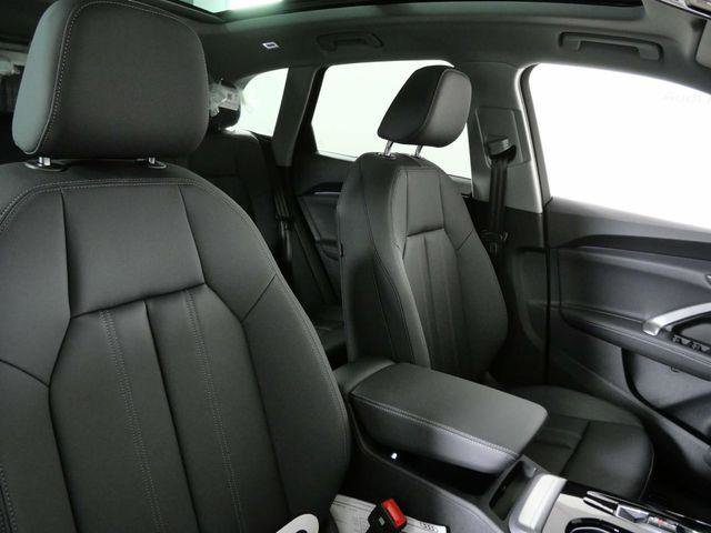 New 2025 Audi Q5 Premium image 12
