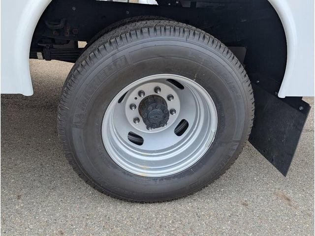 New 2025 Ford F350 XL w/ XL Chrome Package image 25