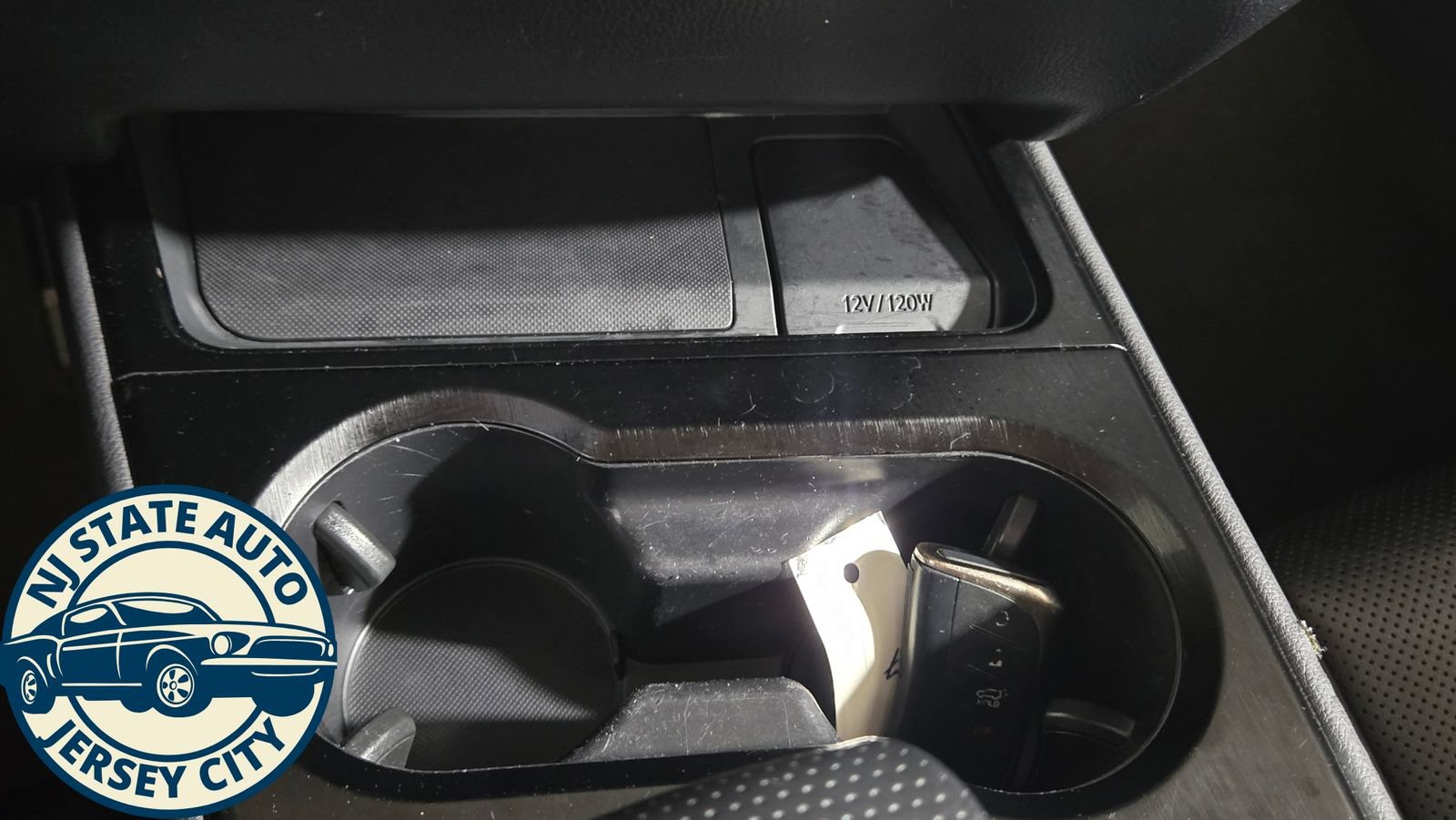 Used 2021 Lexus UX 200 F Sport w/ Accessory Package (Z1) FWD image 19