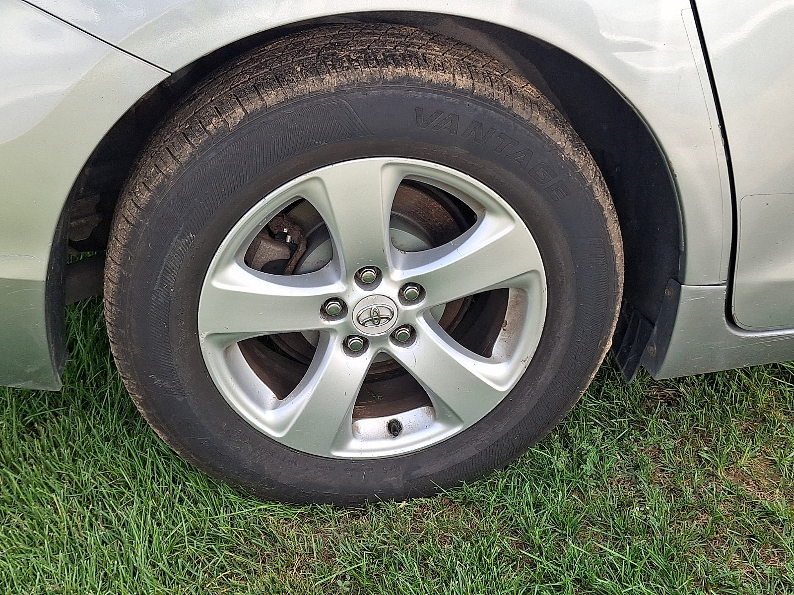 Used 2012 Toyota Sienna LE w/ Towing Pkg FWD image 7