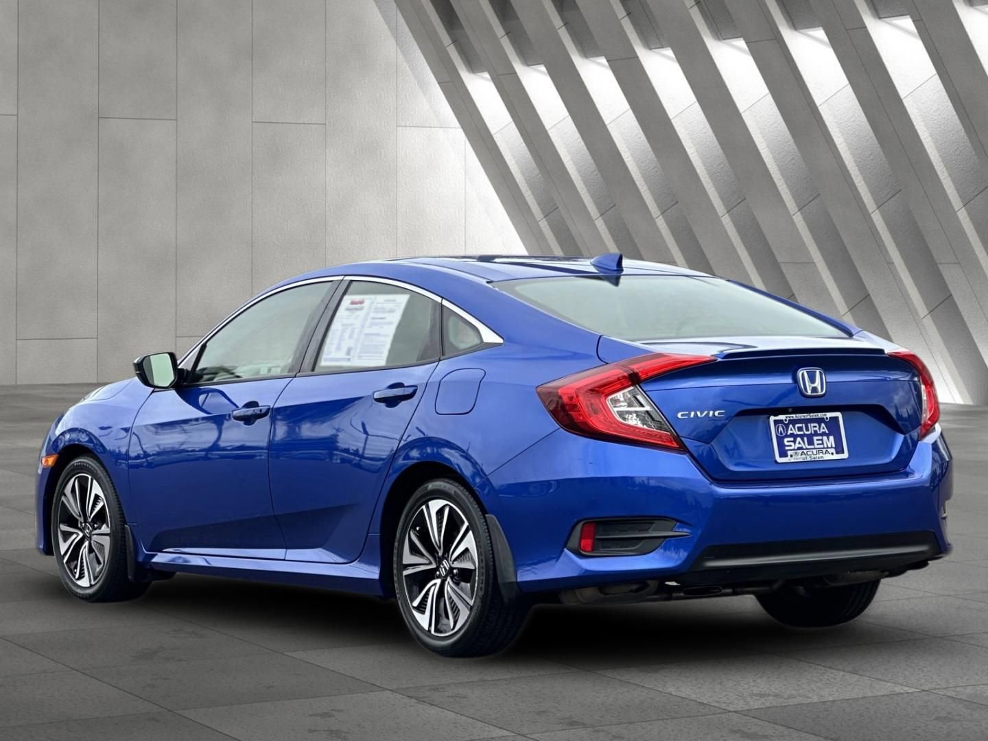 Used 2018 Honda Civic EX-L image 5