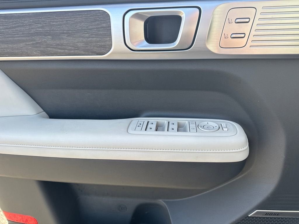 Used 2024 Hyundai Santa Fe Calligraphy AWD/4WD image 25