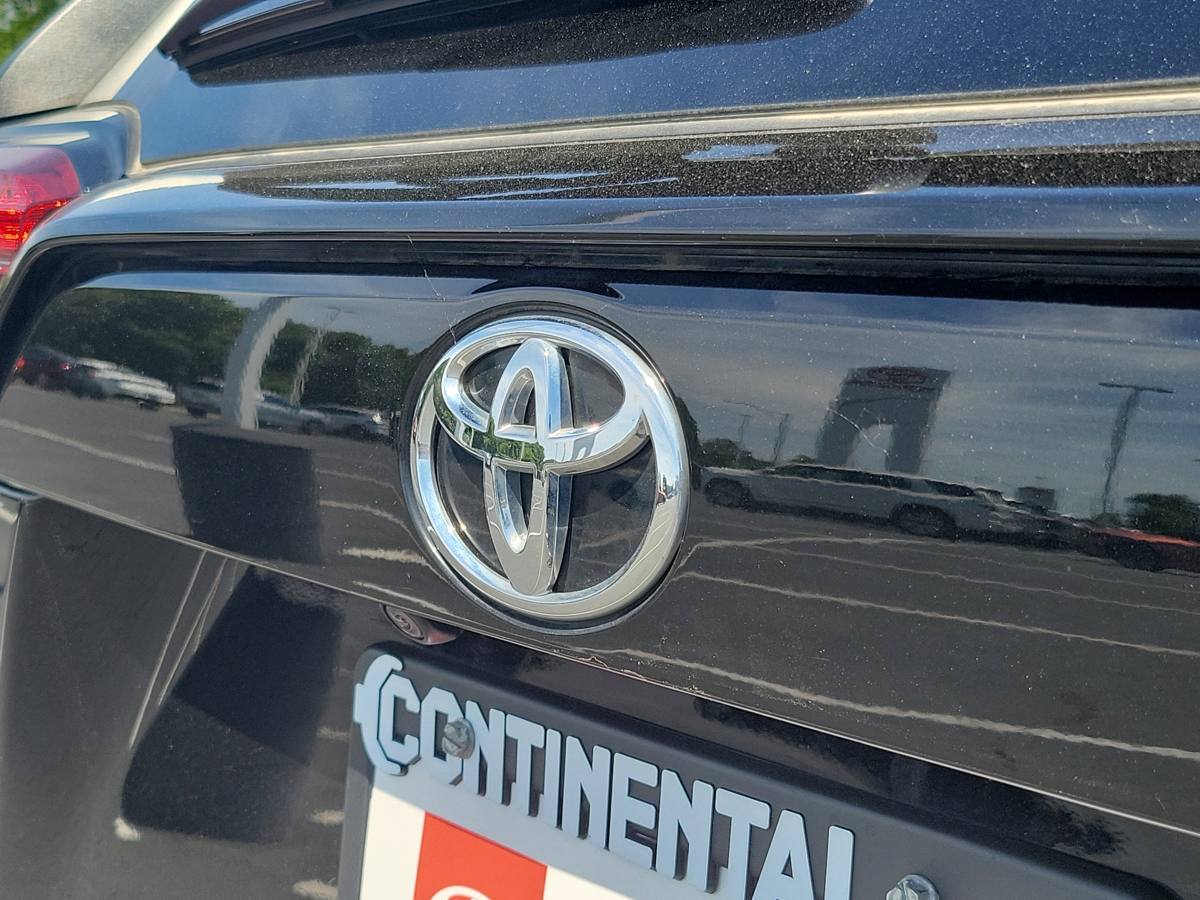 Certified 2023 Toyota RAV4 LE AWD/4WD image 10