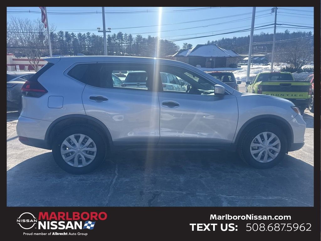 Certified 2018 Nissan Rogue S image 8