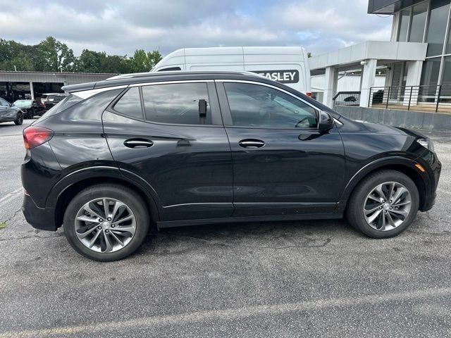 Certified 2022 Buick Encore GX Select w/ Advanced Technology Package FWD image 17
