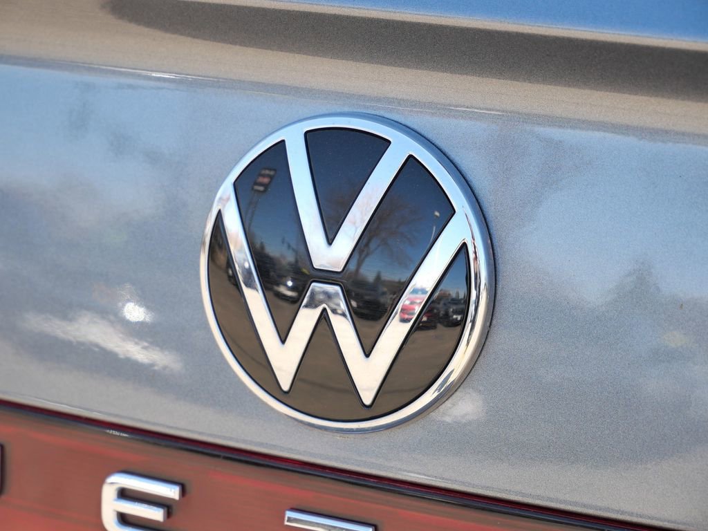 Used 2025 Volkswagen Jetta Sport image 10