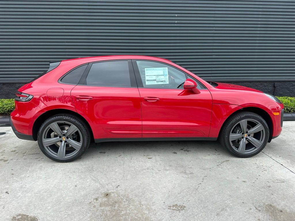 Certified 2026 Porsche Macan Turbo AWD/4WD image 10
