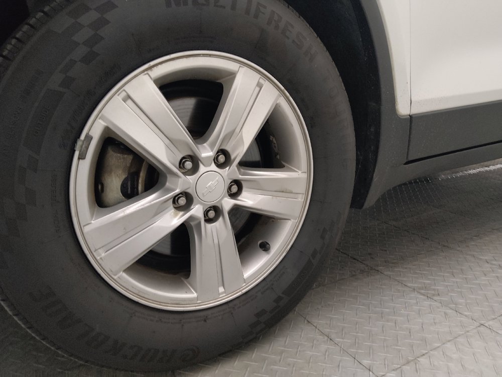 Used 2021 Chevrolet Trax LT w/ Driver Confidence Package FWD image 31