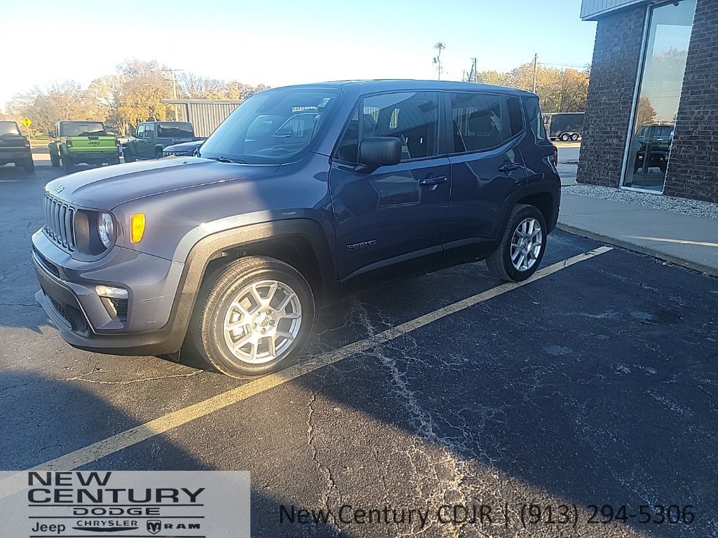 Used 2023 Jeep Renegade Latitude