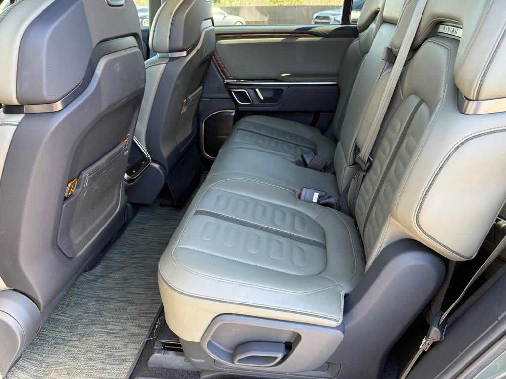 Used 2022 Rivian R1S Launch Edition image 32