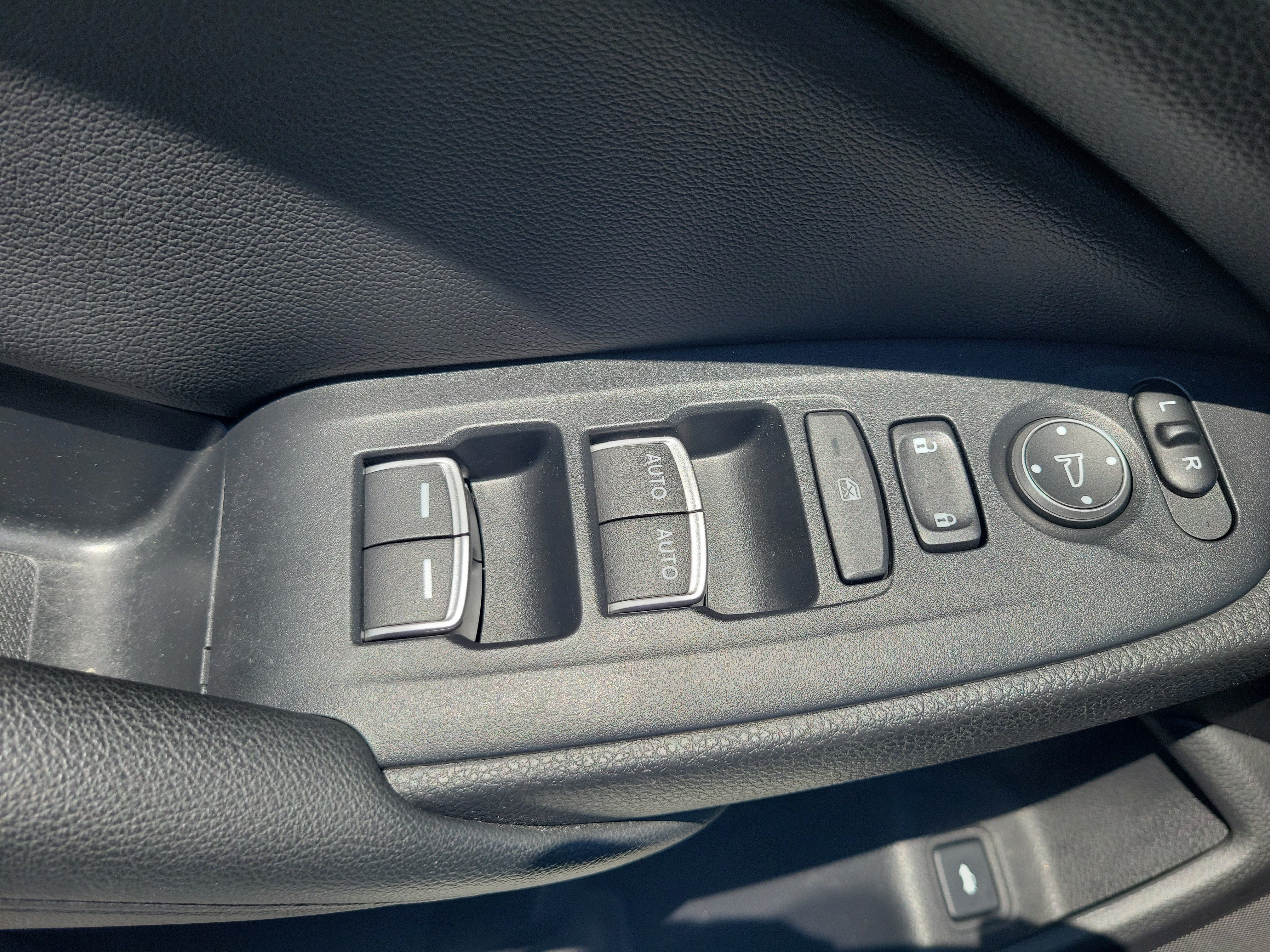 Used 2019 Honda Accord Sport image 23