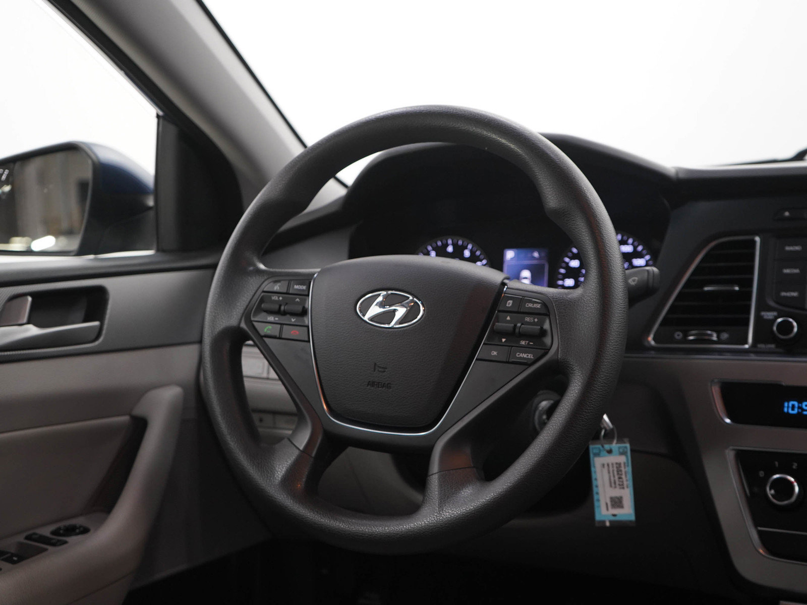 Used 2015 Hyundai Sonata SE w/ Option Group 09 FWD image 14