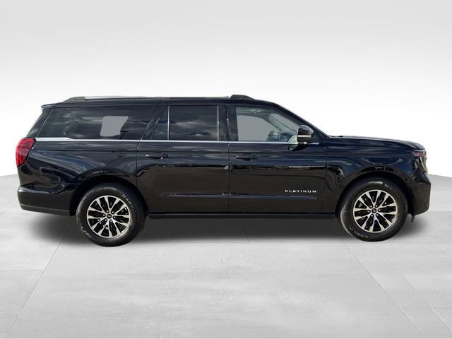 Used 2025 Ford Expedition Max Platinum image 9
