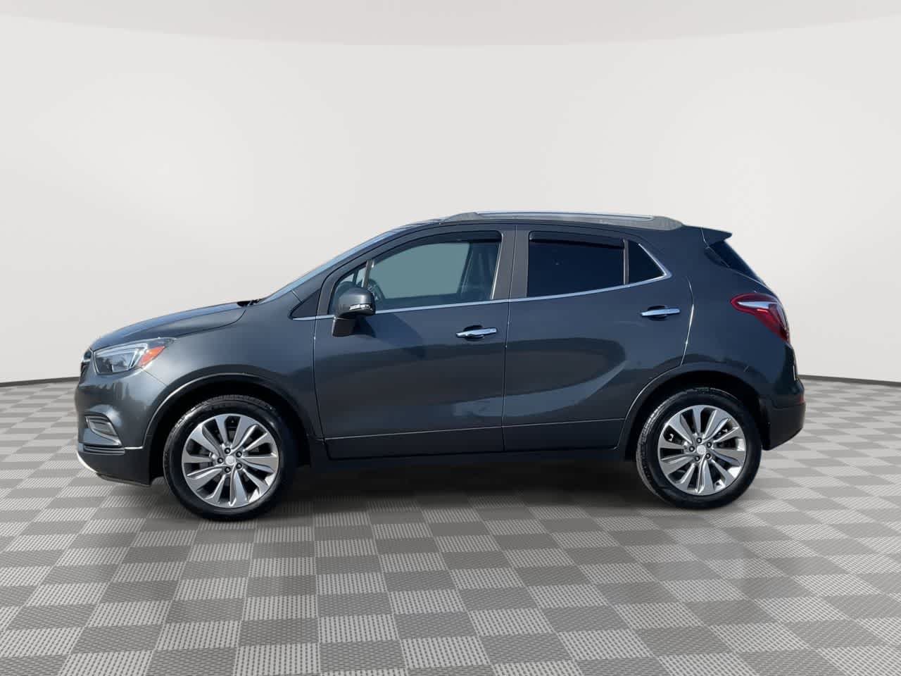 Used 2017 Buick Encore Preferred FWD image 5