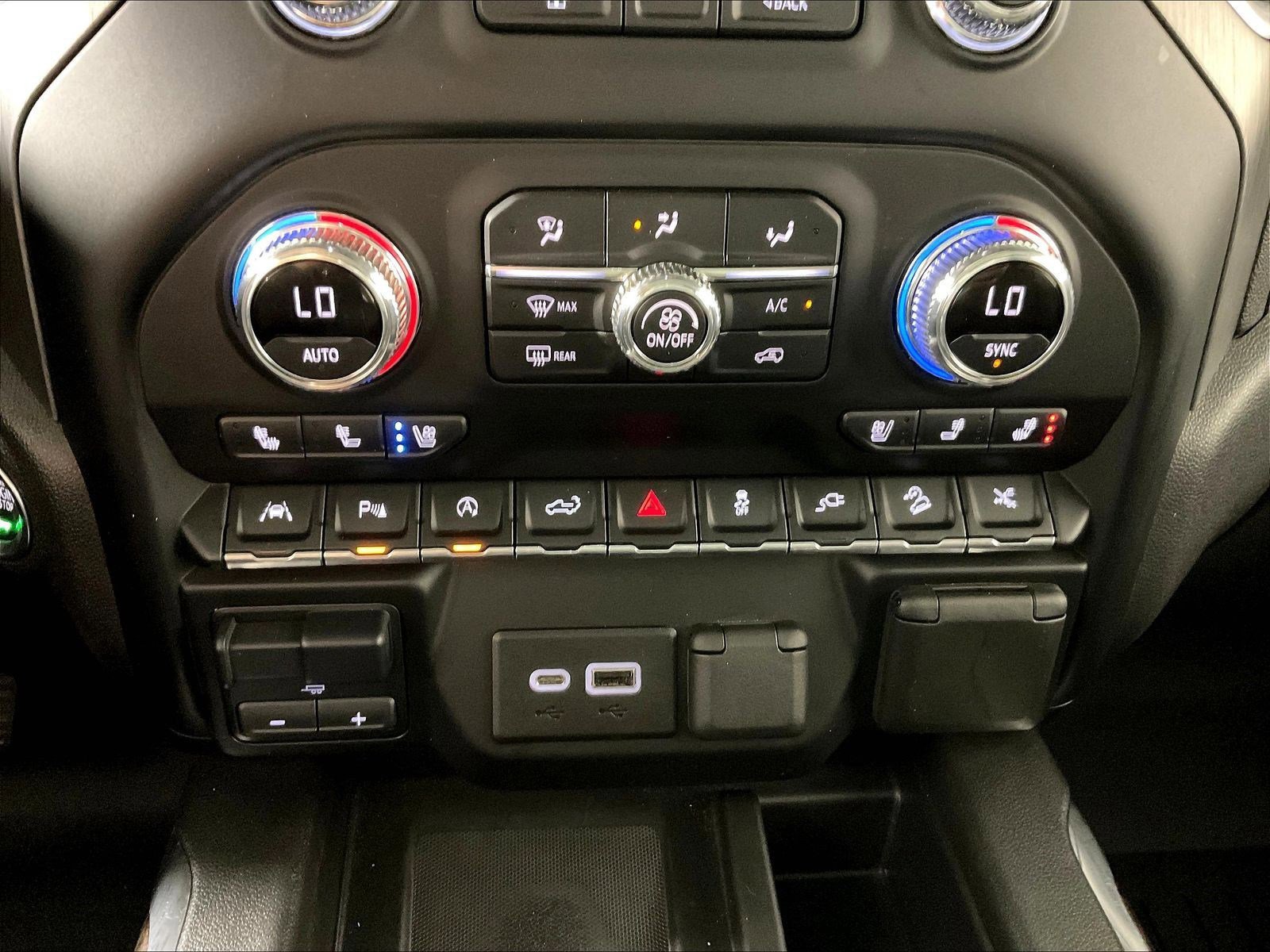 Used 2021 GMC Sierra 1500 Denali w/ Denali Ultimate Package AWD/4WD image 37