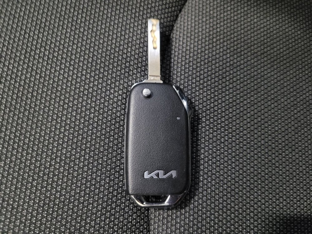 Used 2024 Kia Forte LXS image 32