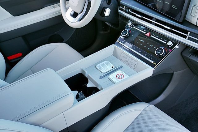 New 2026 Hyundai Santa Fe SEL FWD image 13