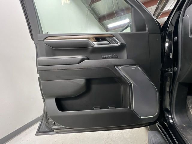 Certified 2023 Chevrolet Silverado 1500 High Country w/ Technology Package image 22