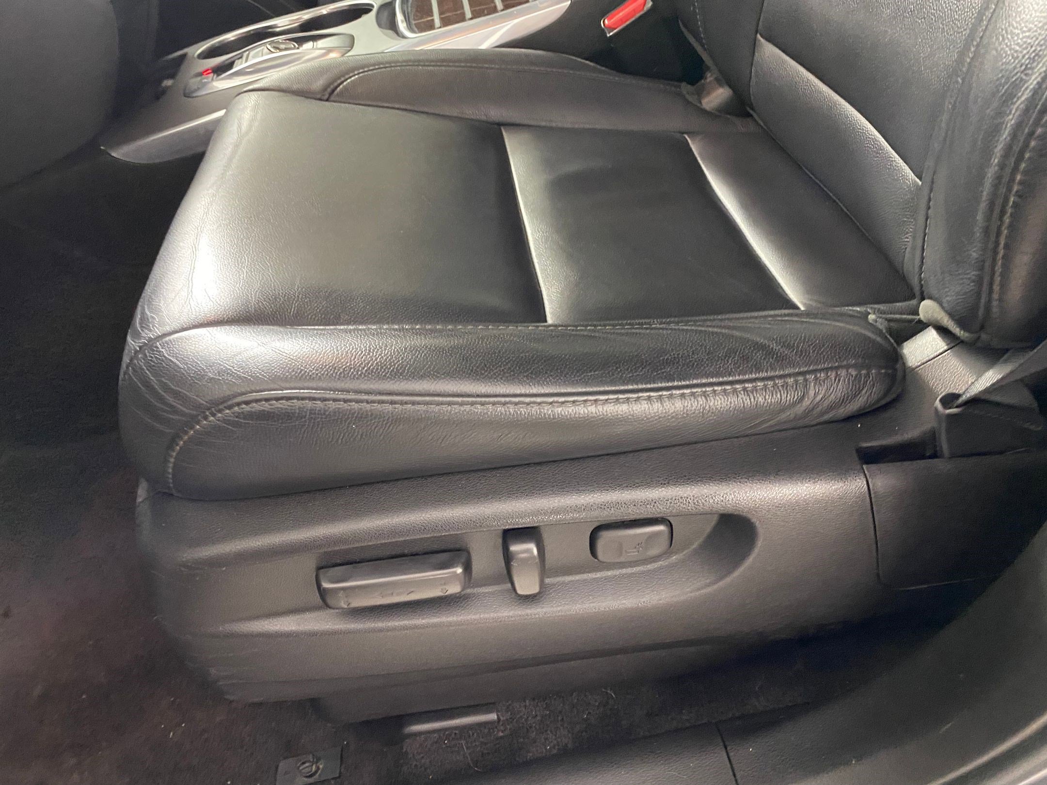 Used 2017 Acura MDX w/ Technology & Entertainment image 13