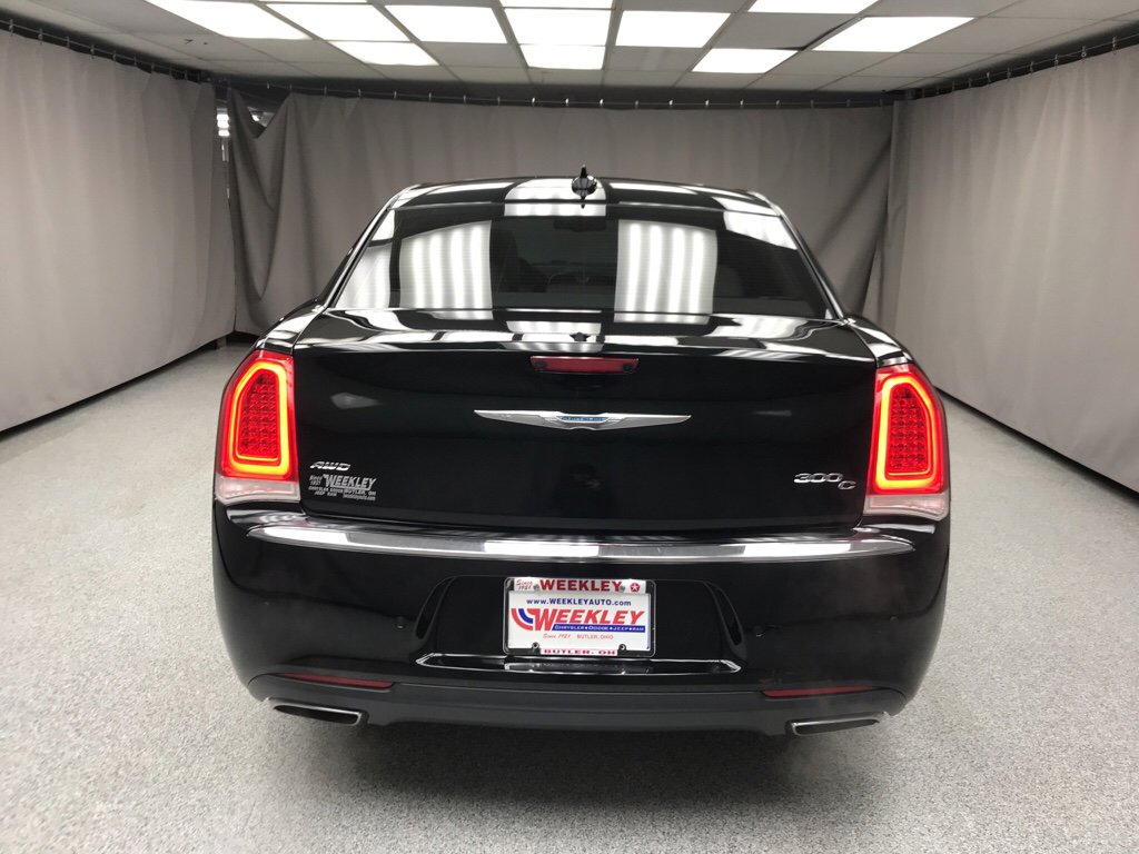 Used 2016 Chrysler 300 C w/ Safetytec Plus Group image 3