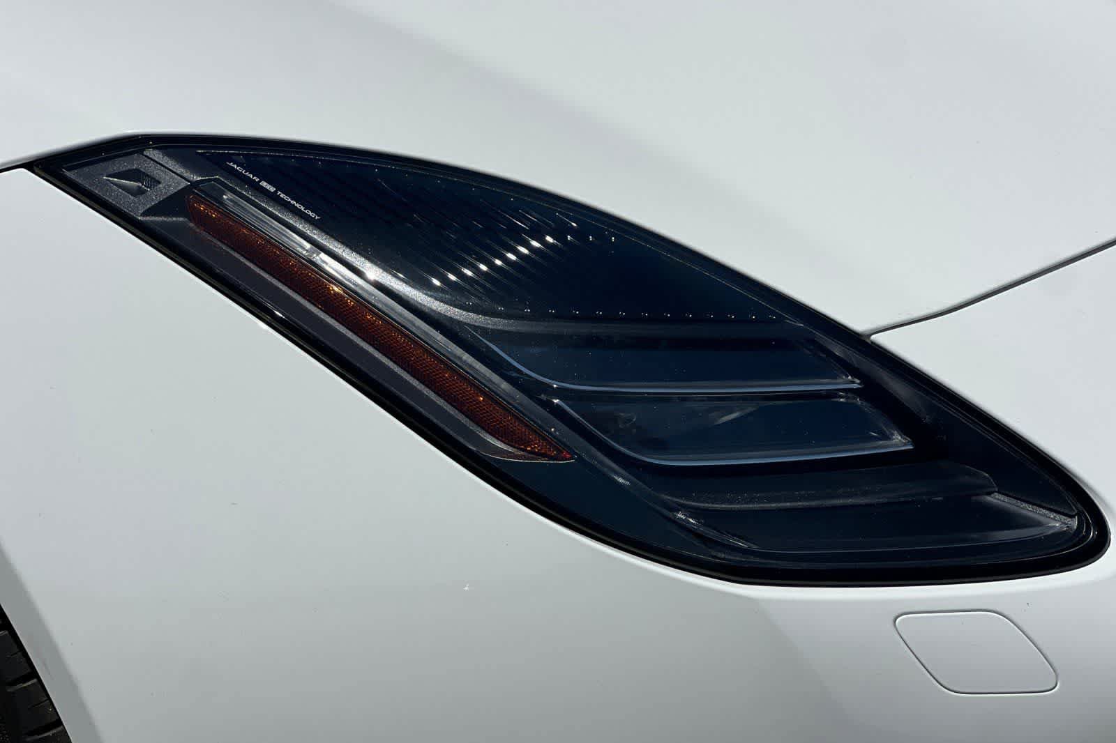 Used 2020 Jaguar F-TYPE Convertible RWD image 35