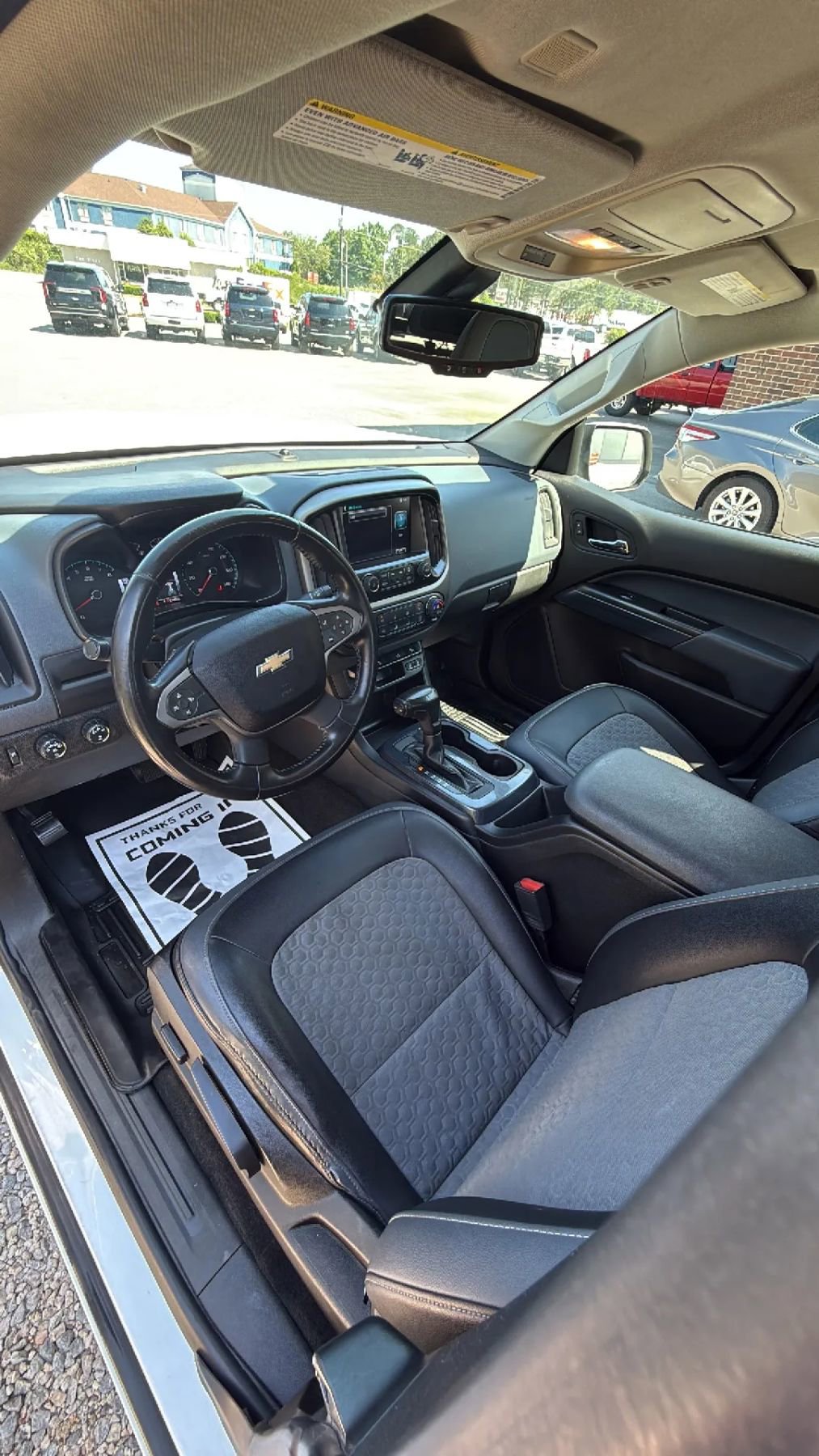 Used 2016 Chevrolet Colorado Z71 AWD/4WD image 17