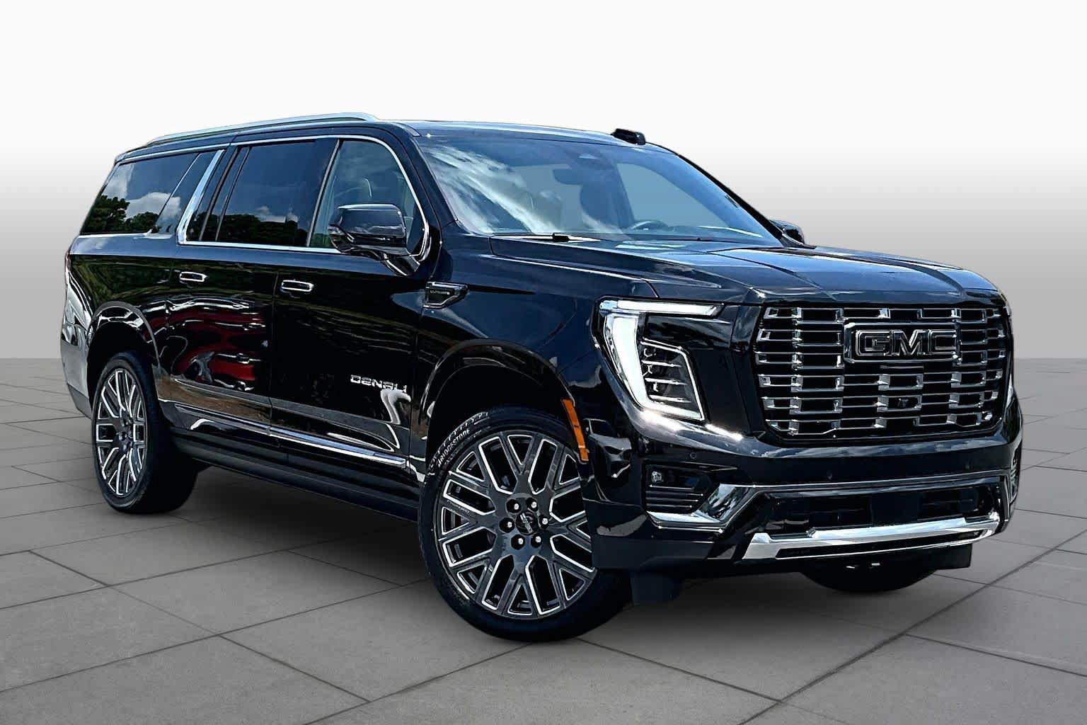 Used 2026 GMC Yukon XL Denali Ultimate AWD/4WD image 3