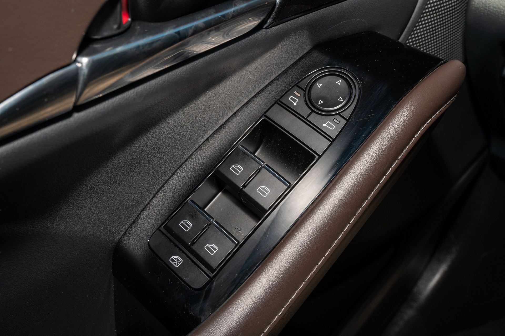 Used 2024 MAZDA CX-30 2.5 Turbo w/ Premium Package image 29