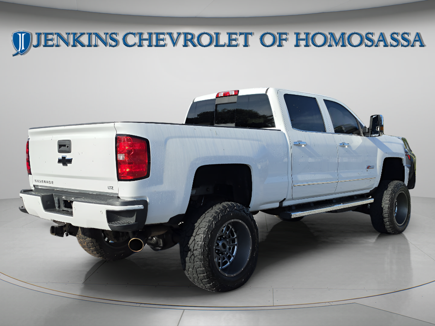 Used 2018 Chevrolet Silverado 2500 LTZ w/ Duramax Plus Package AWD/4WD image 5