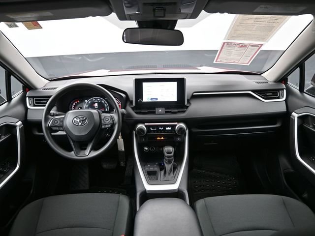 Certified 2025 Toyota RAV4 LE image 24