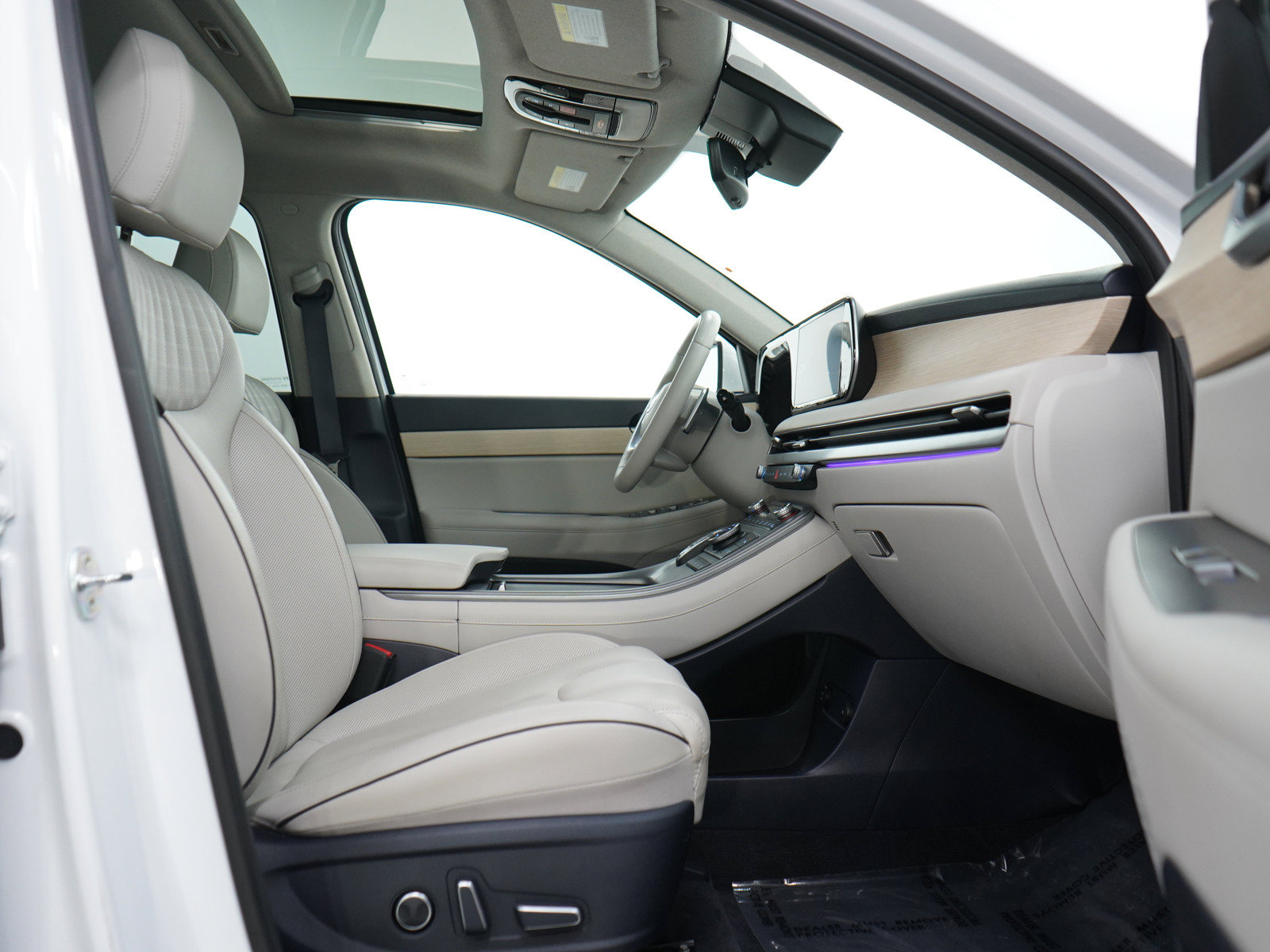 Certified 2024 Hyundai Palisade Limited AWD/4WD image 10
