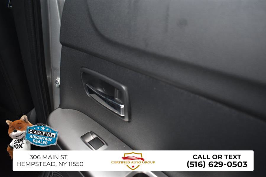 Used 2023 Mitsubishi Outlander Sport SE image 27