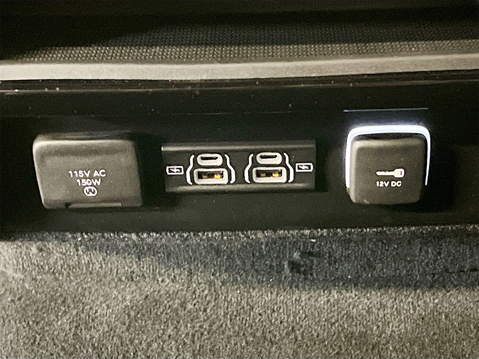 Used 2024 Jeep Wagoneer L 4WD image 26