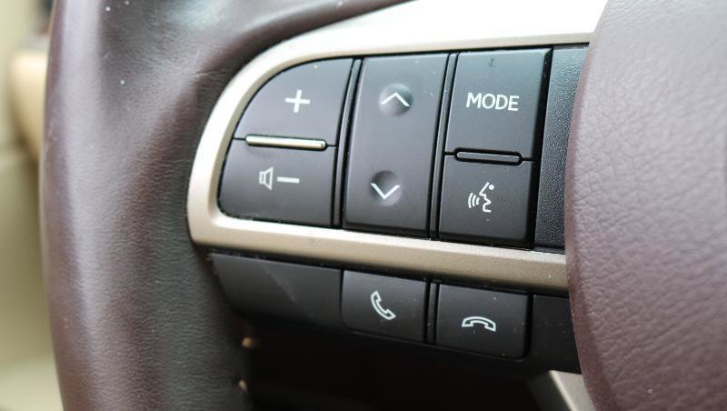 Used 2018 Lexus ES 350 w/ Luxury Package w/Wood Trim image 11