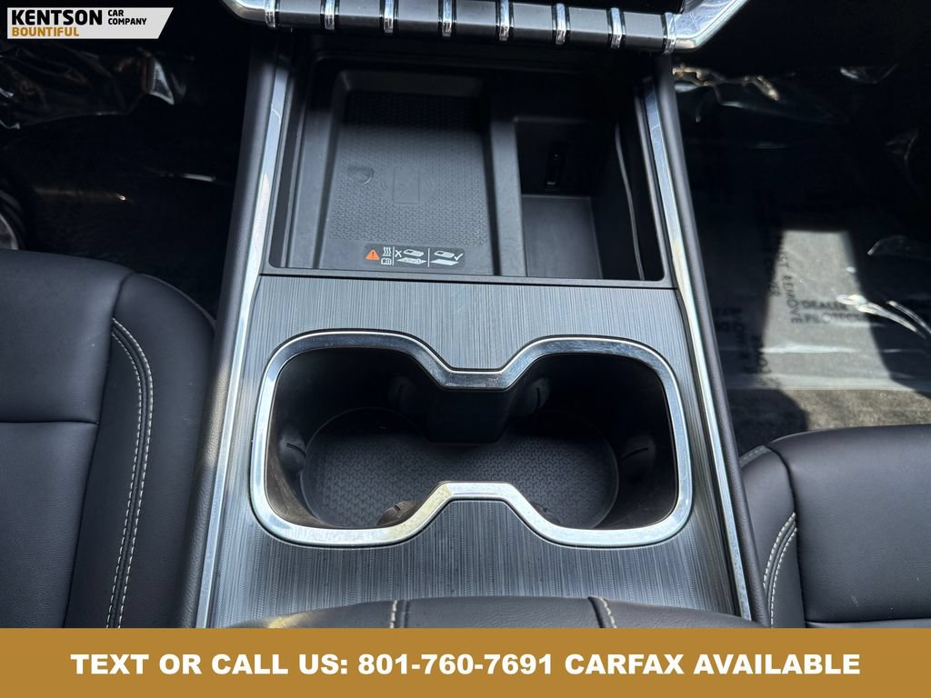 Used 2025 GMC Acadia Elevation w/ Elevation Premium Package AWD/4WD image 24