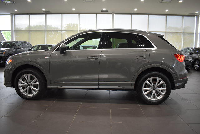 Used 2025 Audi Q3 2.0T Premium w/ Convenience Package AWD/4WD image 6