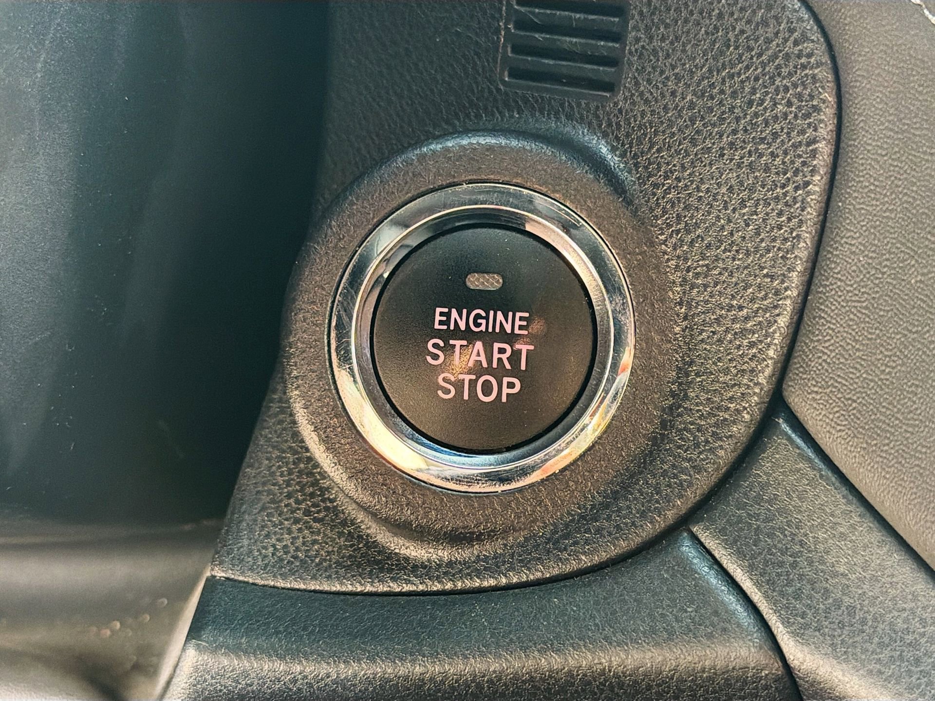 Used 2023 Subaru Outback Limited XT image 37